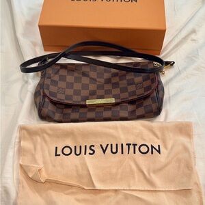 Louis Vuitton Damier Ebene Favorite MM Crossbody